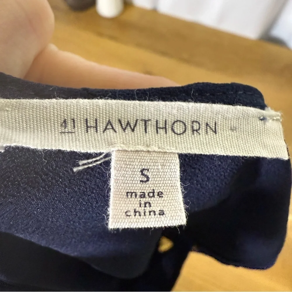 3/$20 41 Hawthorn Navy Blue lace detail Short Sleeve top women’s size small